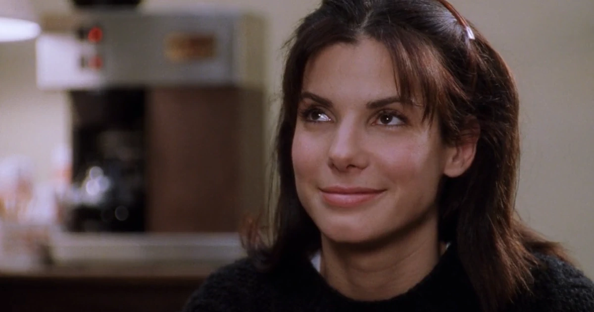 30 years old Sandra Bullock in While You Were Sleeping